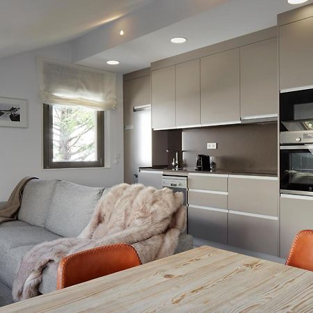 Irissa By Feelfree Rentals Naut Aran Exteriör bild