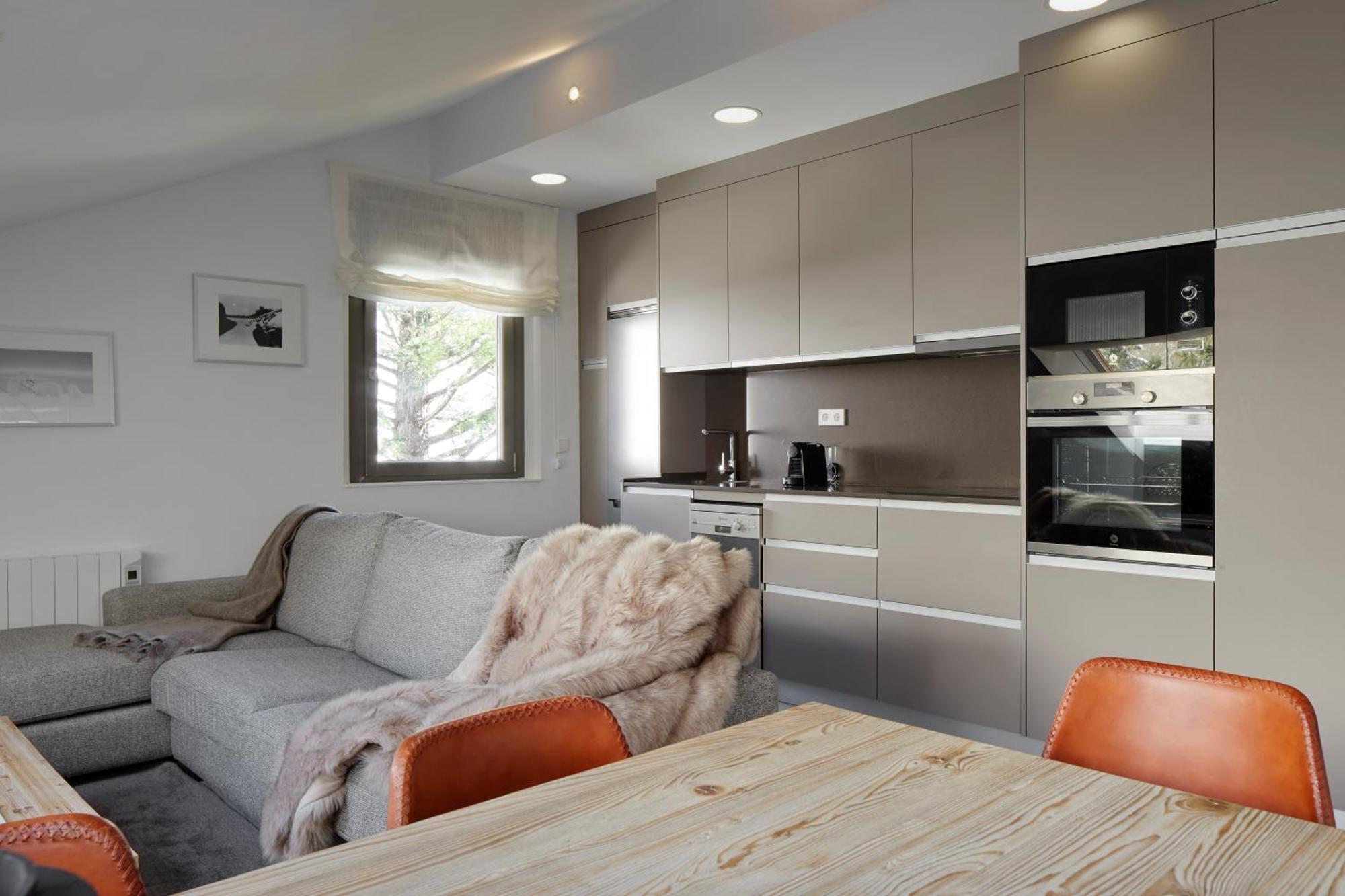 Irissa By Feelfree Rentals Naut Aran Exteriör bild