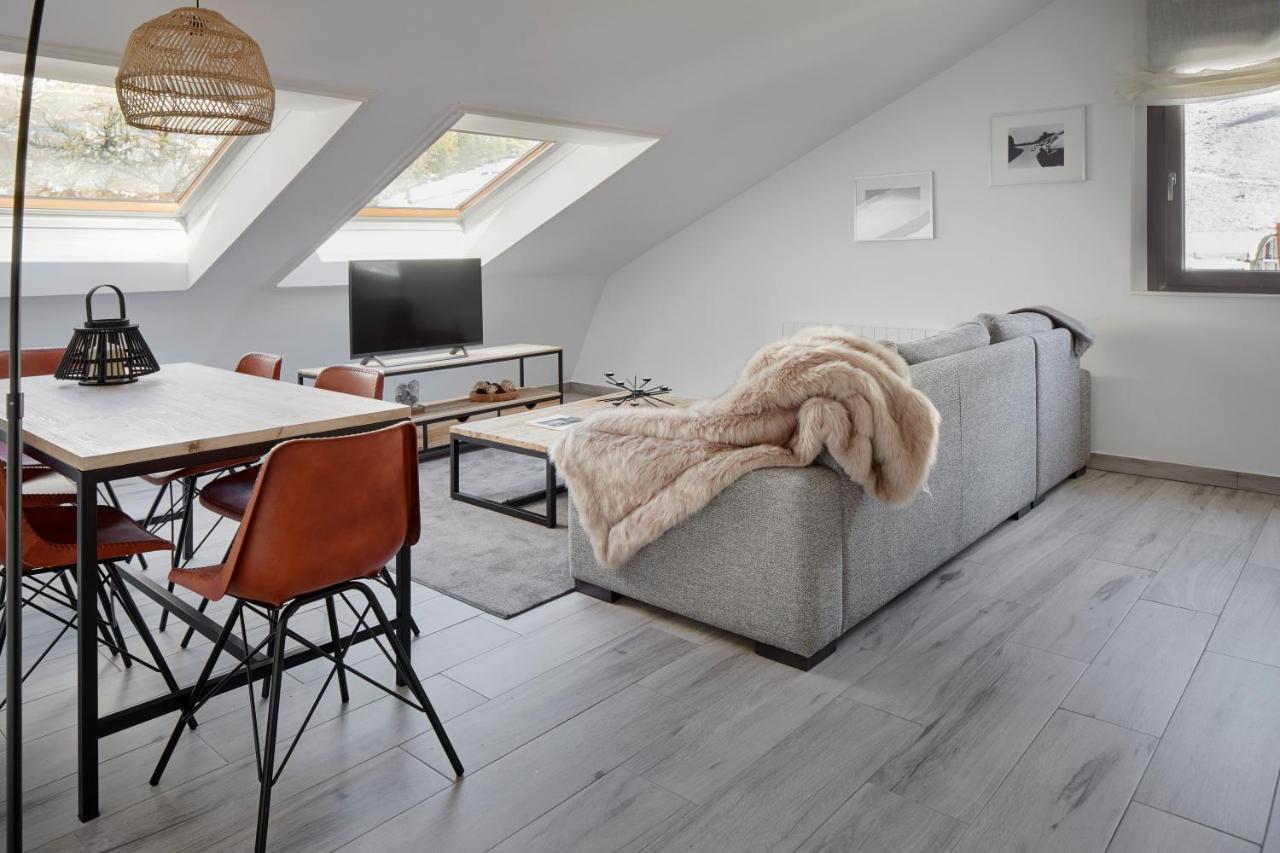 Irissa By Feelfree Rentals Naut Aran Exteriör bild
